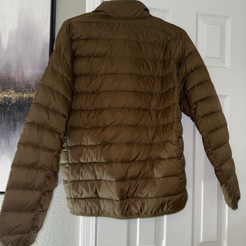 Eddie Bauer Puffer Jacket Lightweight Insulating - Picture 6 of 7